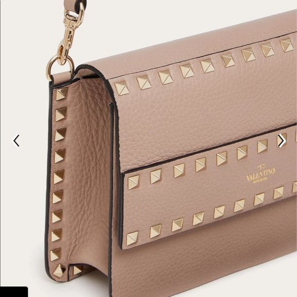 Valentino Garavani calfskin leather crossbody - Picture 4 of 11